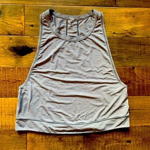 Lululemon muscle tank size 6